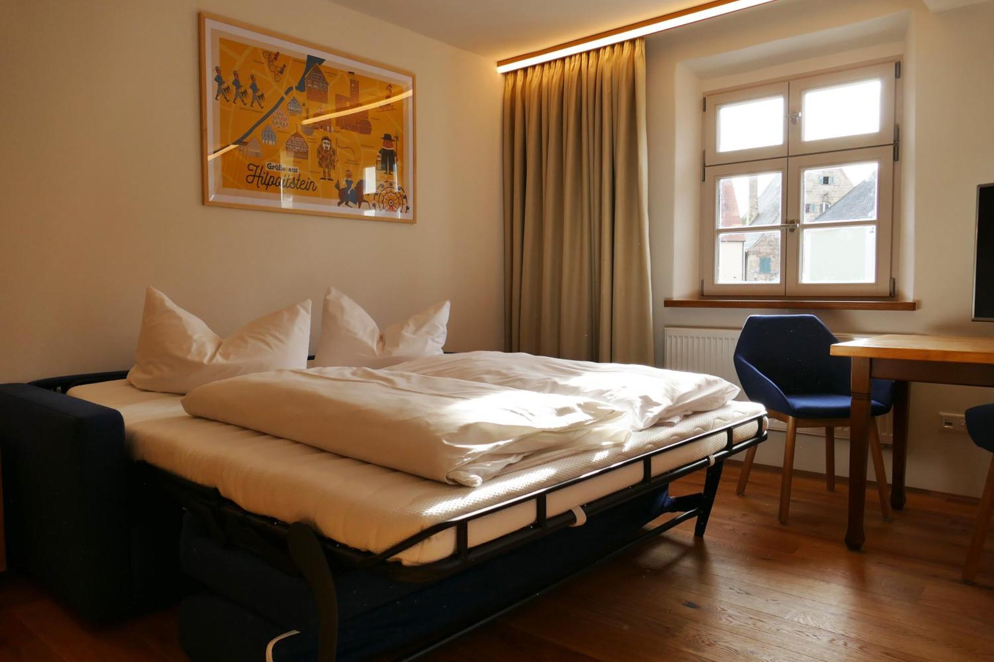 Hotel Zum Schwarzen Ross Und Gutmann Zur Post 힐폴트슈타인 외부 사진