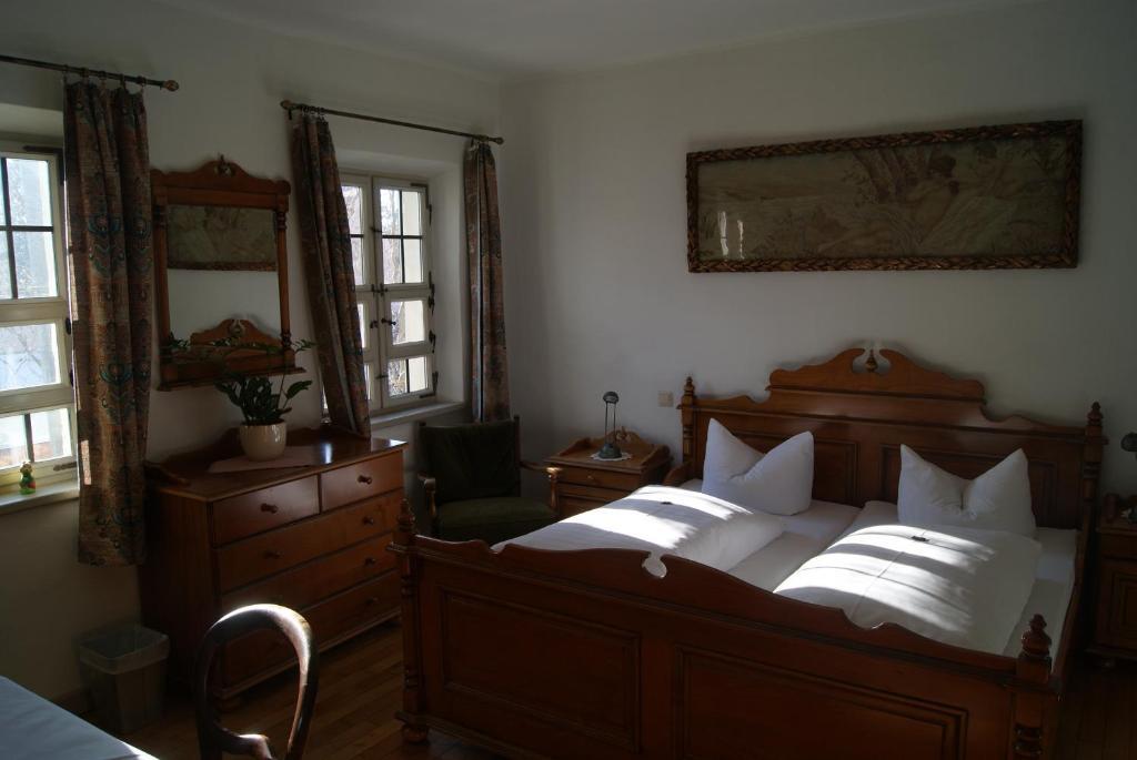 Hotel Zum Schwarzen Ross Und Gutmann Zur Post 힐폴트슈타인 객실 사진