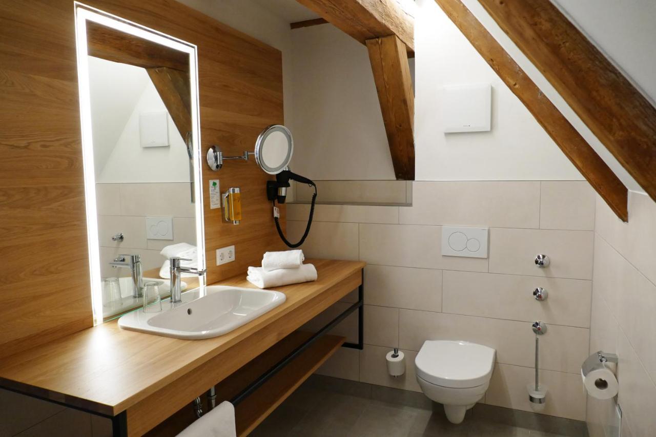 Hotel Zum Schwarzen Ross Und Gutmann Zur Post 힐폴트슈타인 외부 사진