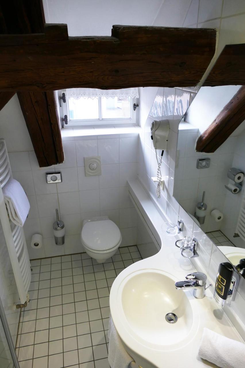 Hotel Zum Schwarzen Ross Und Gutmann Zur Post 힐폴트슈타인 외부 사진
